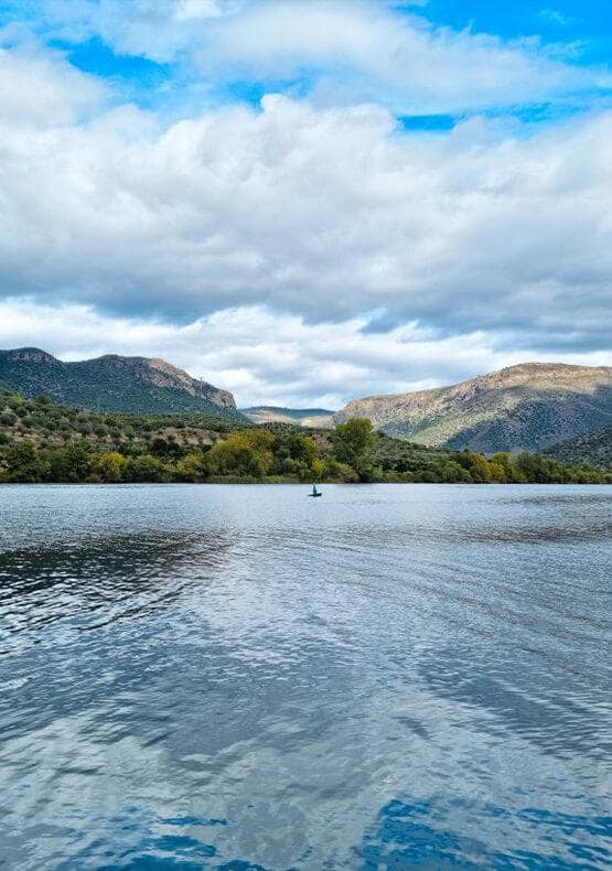 Cruzeiro no rio douro